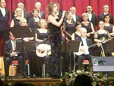 Burcu DEREBAŞ - Şu Karşıki Dağda Lambalar Yanar - Solo Konser : 16 Ocak 2013