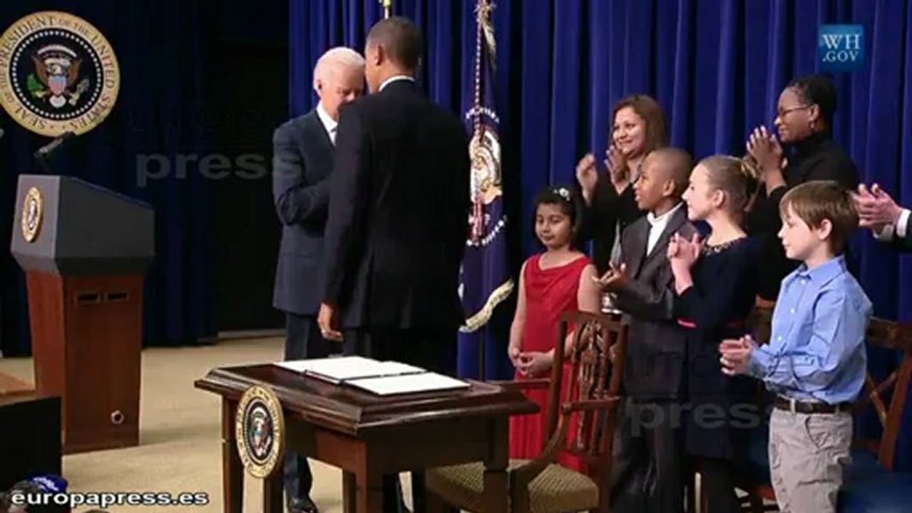 Obama endurece el control de las armas en EEUU