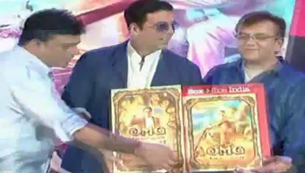 Akki says NO to questions releated Jokar.mp4