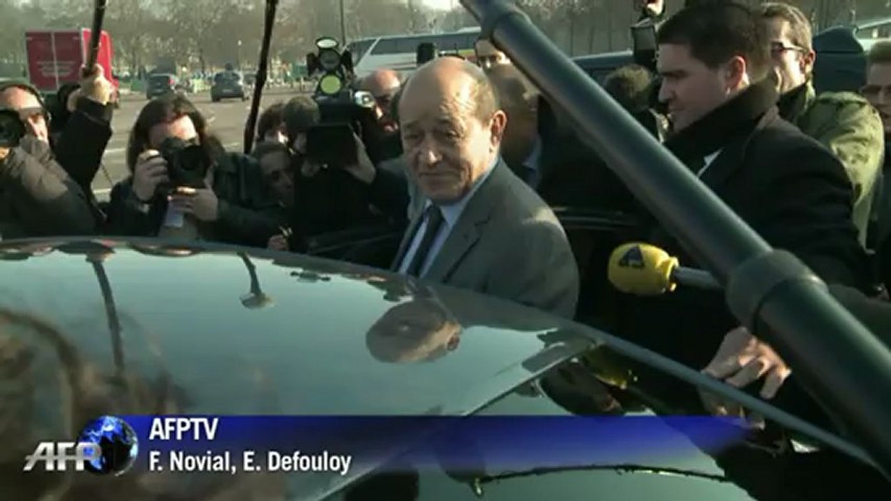 Le Drian: 1.400 soldats français au Mali