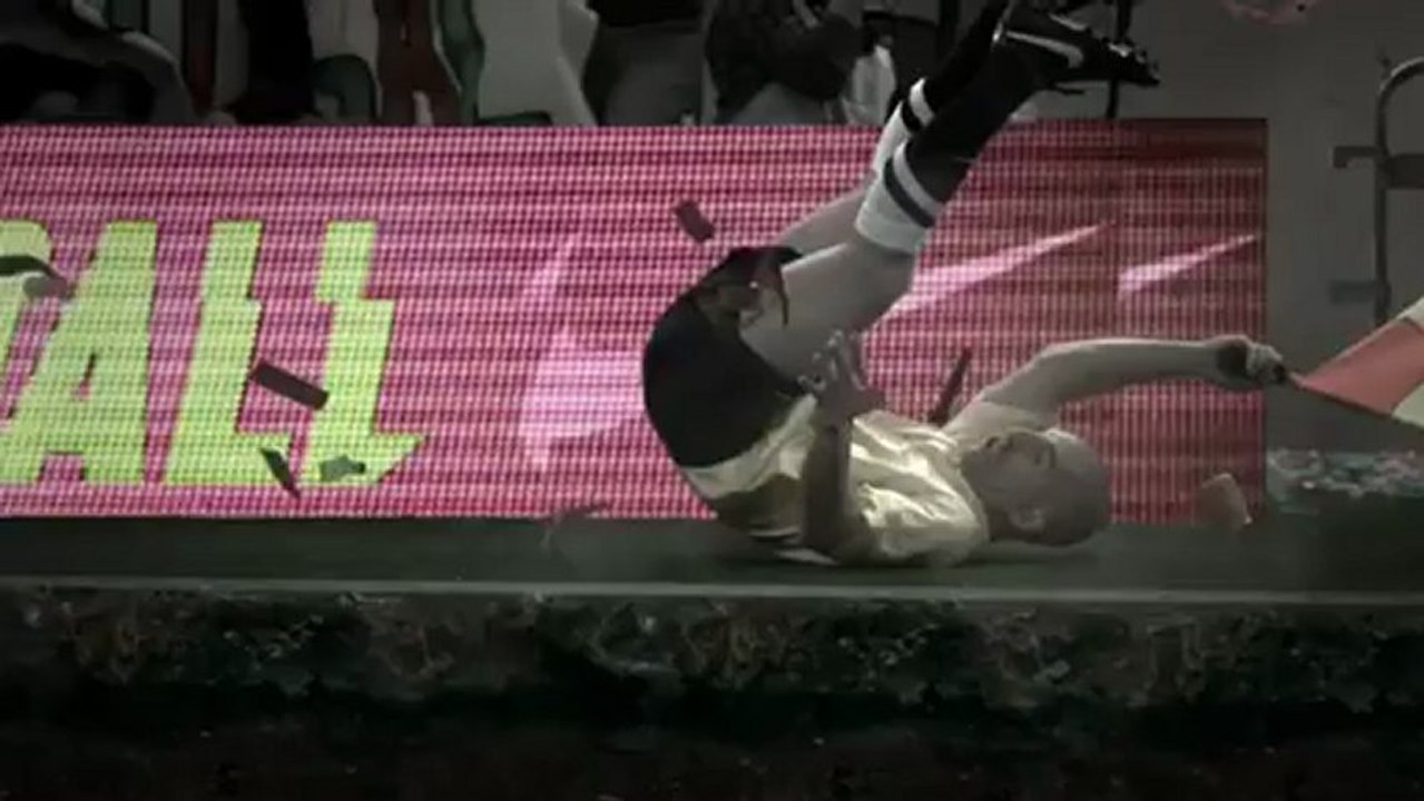 La nouvelle pub de Nike avec Cristiano Ronaldo la "Tornade" (Mercurial Vapor 9)