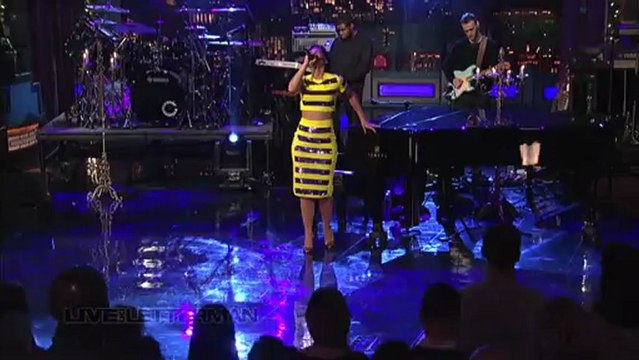 Alicia Keys - Listen To Your Heart (Live on Letterman)