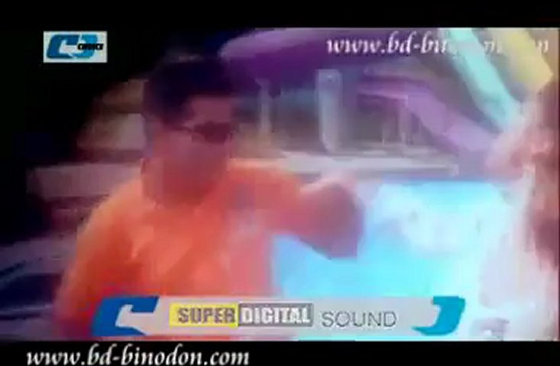 Shakib Khan New Movie Song 2010 ~ Chaina Re Jomidari ~ S.I.Tutul - YouTube