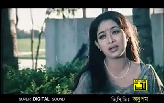 Kichu Kichu Manusher Jibone Bhalobasha - Shakib Khan Shabnur - Bangla Movie Song - YouTube