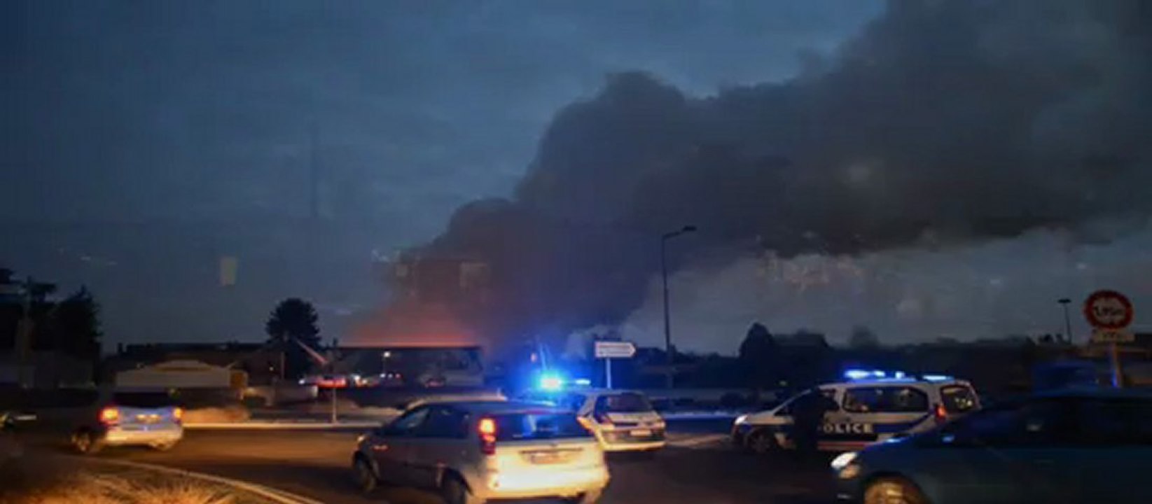 18 janvier 2013 St Rémy, un incendie criminel ravage un magasin