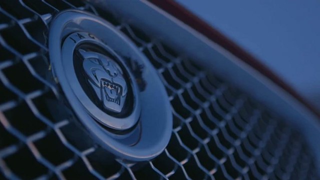 Jaguar XJ AWD en el Ártico- Trailer