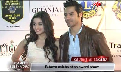 Varun Dhawan & Alia Bhatt at an awards night