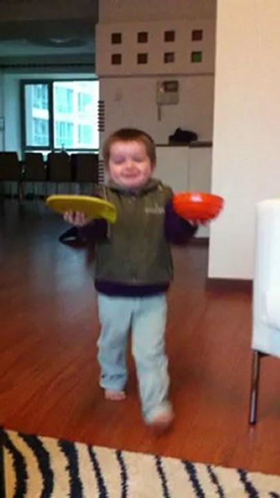 Sam fait la cuisine