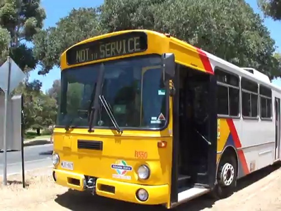 Mercedes Benz O305G