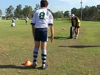 Tackle para Iniciantes: Exercício com Pneu para Aprender Contato com os Ombros