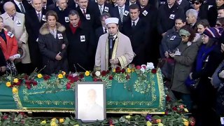 19 Ocak 2013 Mehmet Ali Birand Cenazesi ile Kanal D Televizyonu önündeki Tören LOGOSUZ