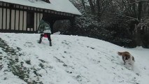 Happy et Jules heureux dans la neige !