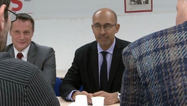 Harlem Désir visite l'usine Michelin de Clermont-Ferrand