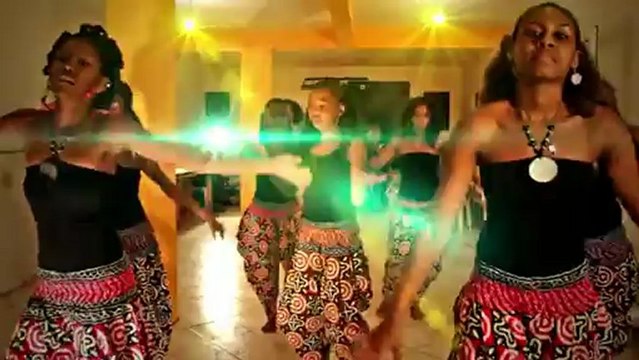 BAKARI - Roule ton Maloya Cafrine