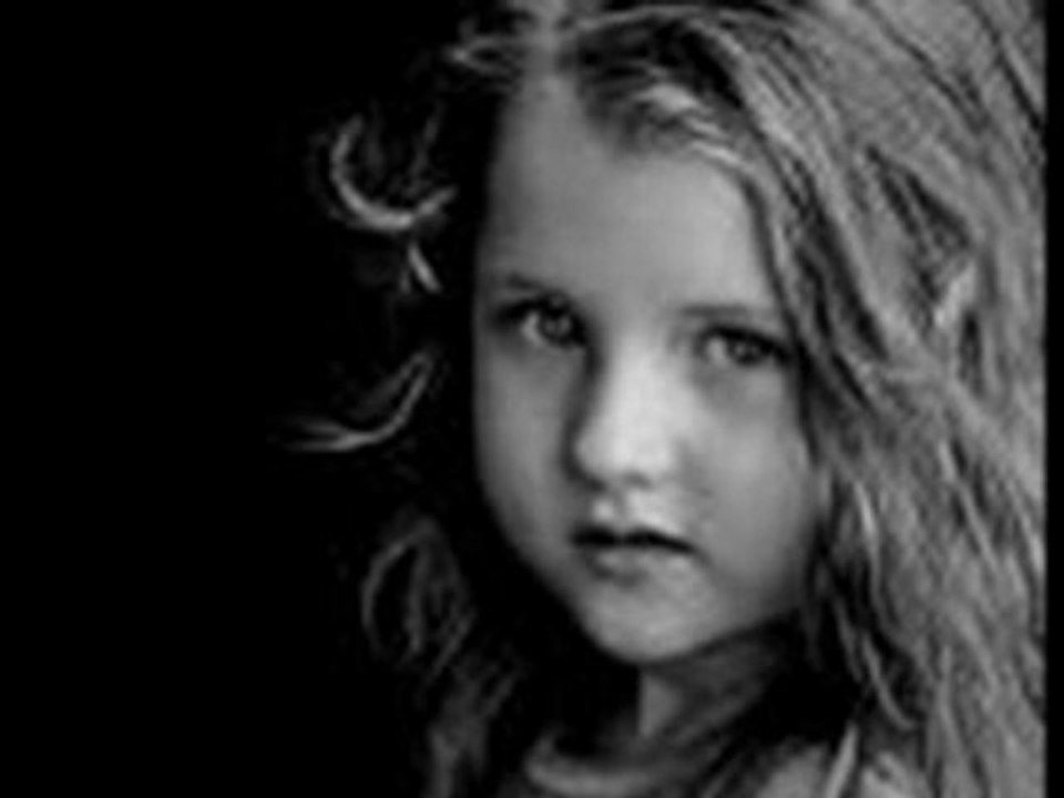 GuLaSoR küçük kızdan harika seslendirme  sesliguller.net