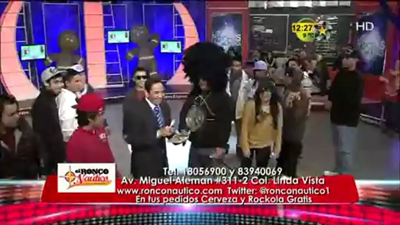 Mago Miadou Manda Saludos a los Barrios bajos
