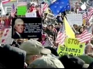 Usa: armi, scendono in strada gli oppositori al piano Obama