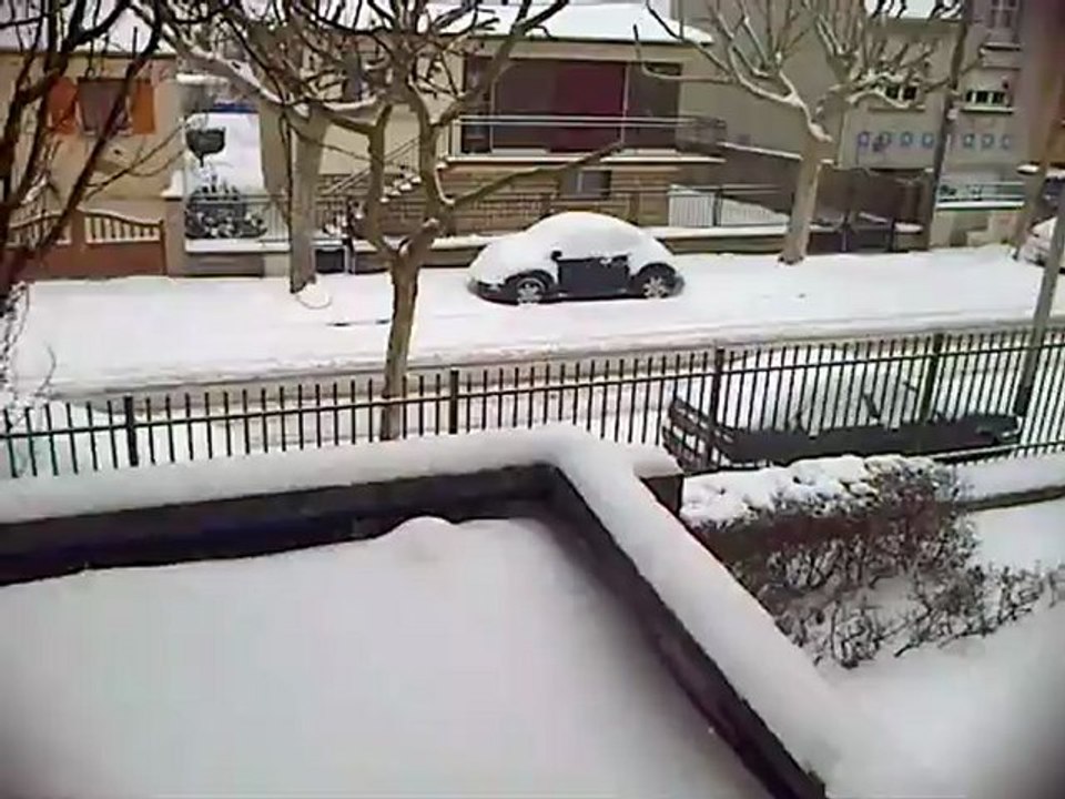 video choc sous la neige