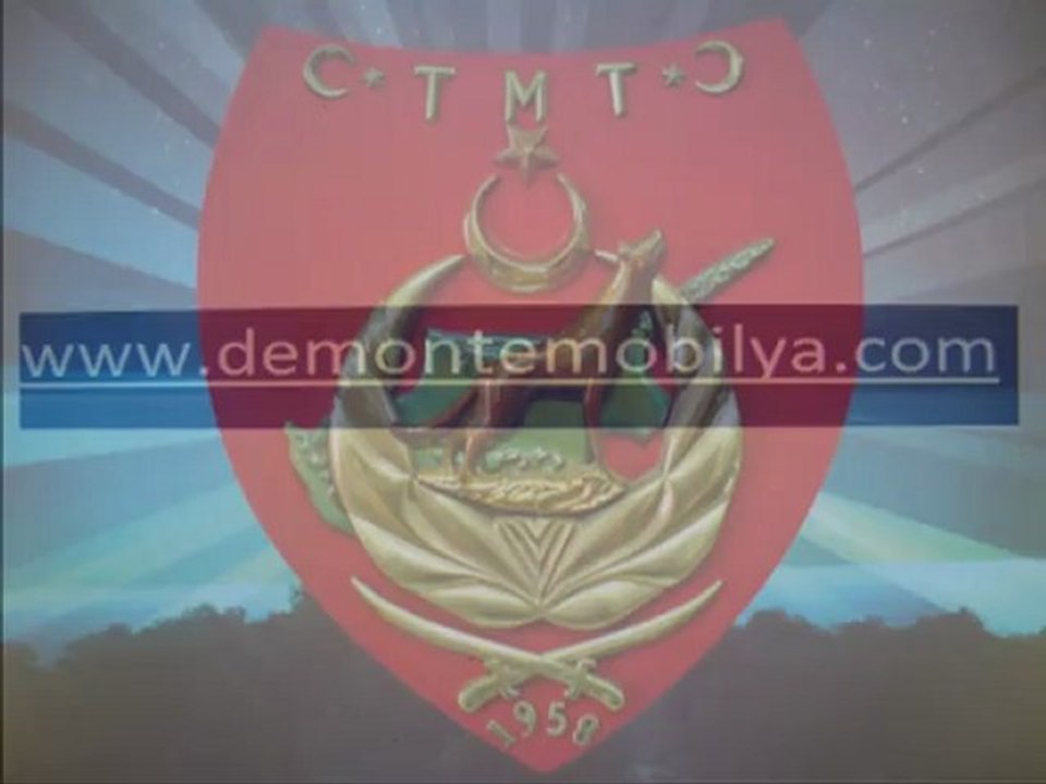 Aysun Gültekin-Yüce dağ başında yanar bir ışık