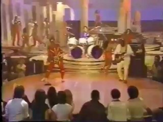 Narada Michael Walden sings _The Real Thang