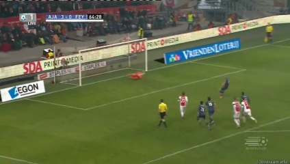 Kenneth Vermeer stops penalty