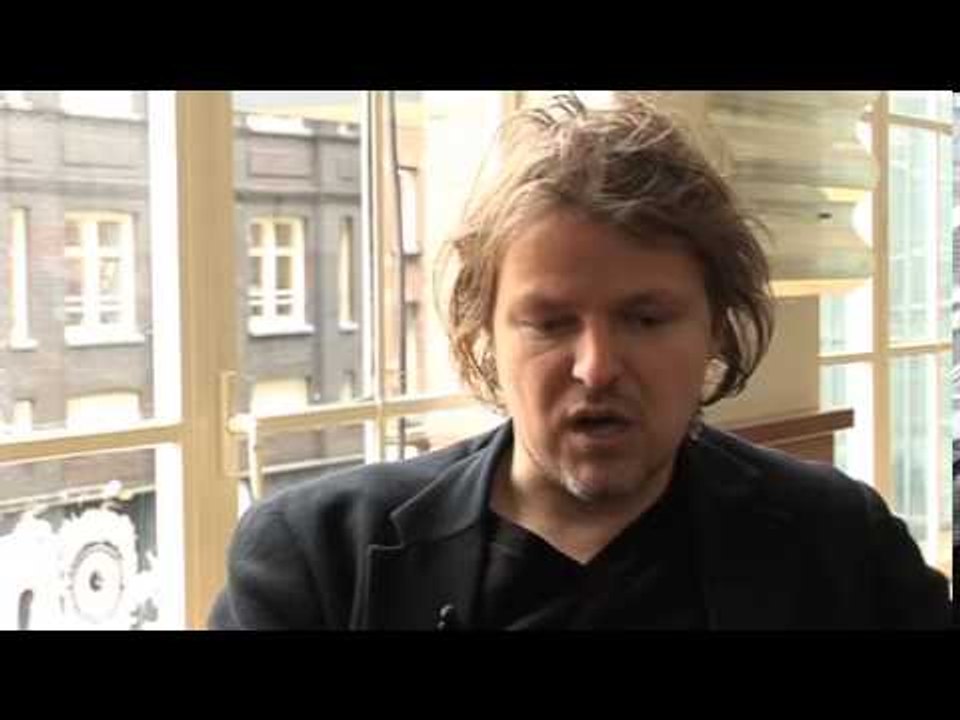 Het verhaal van Out Of The Walls van Tom McRae