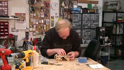 Glue Logic Mini Robot - The Ben Heck Show