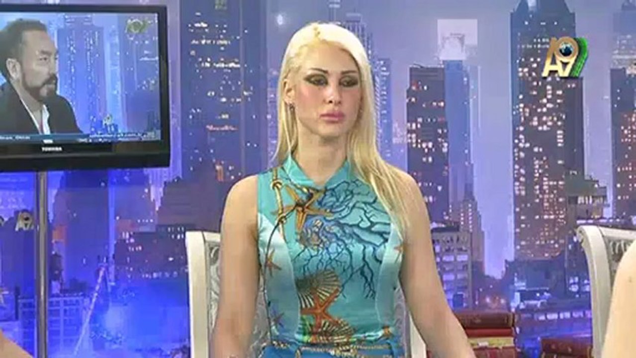 Sayın Başbakanımız Recep Tayyip Erdoğan çok dindar ve maneviyat sahibidir milletimizin kıymetini bilmesi gerekir.