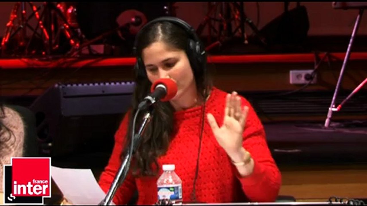 On va tous y passer - Joséphine Draï " Frédéric Lopez m'a abandonné chez les pygmés ?"