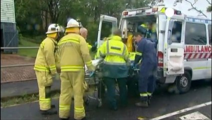 Ex-Tropical Cyclone Oswald kills three in Australia