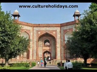 Famous Monuments Of India