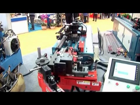 CNC38B2- CNC BORU BÜKME - akesmakina.com