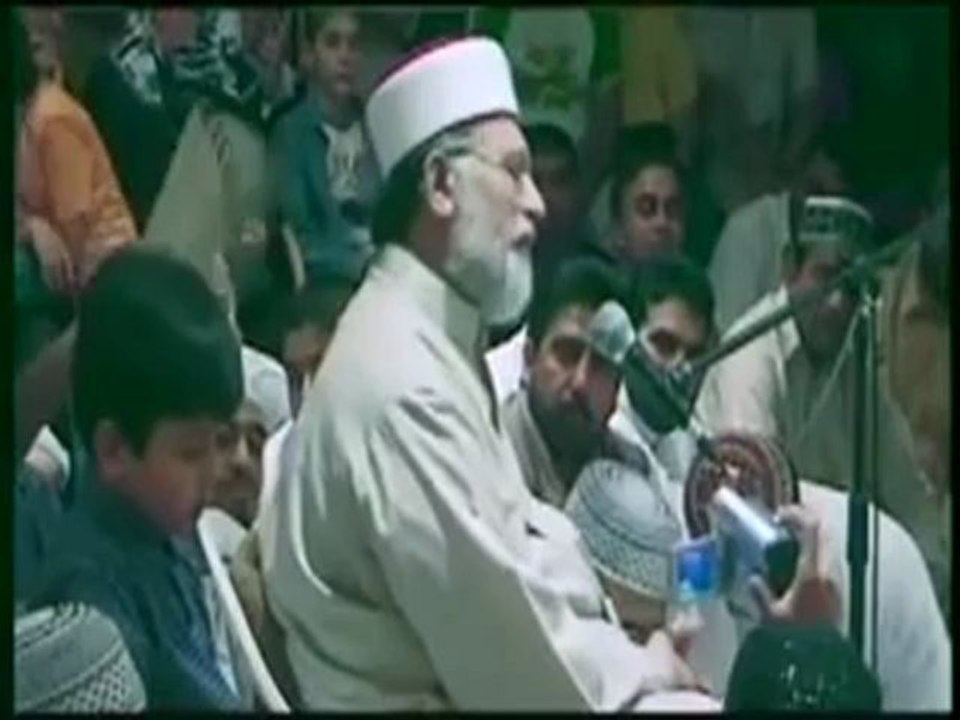 Status of Shaykh ul Islam Tahir ul Qadri near Aatish Baaz AlaihiRehmah (Cook of Maulana Rumi)