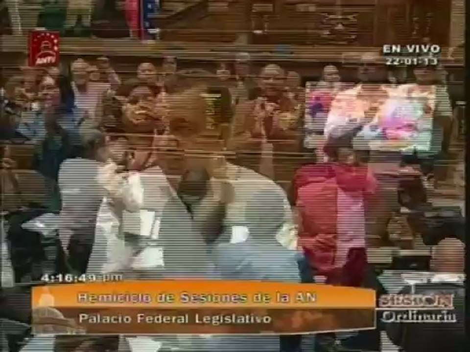 Ismael García denuncia que Julio Borges fue "agredido" por un diputado del Psuv