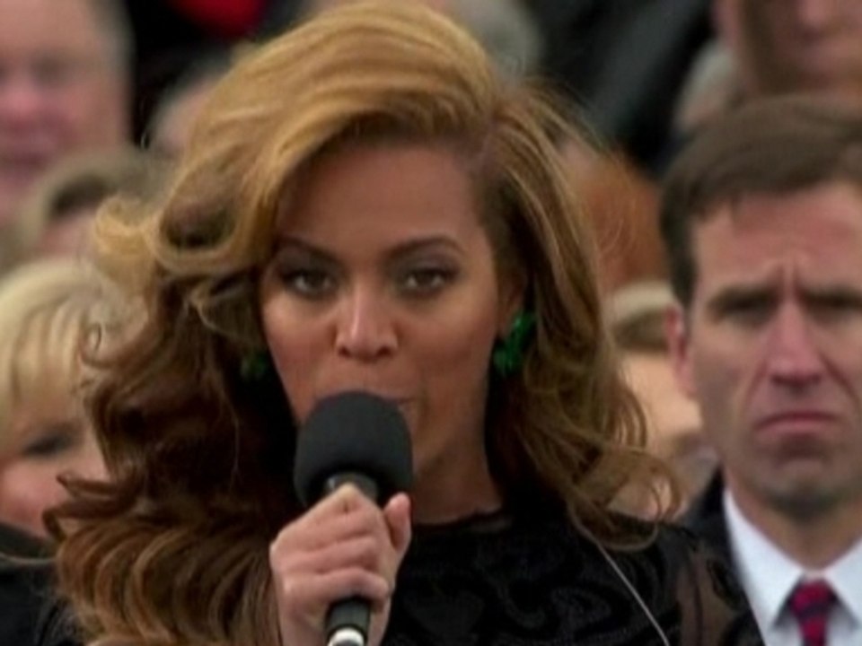 Did Beyonce lip-sync?