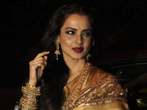 Rekha Grooves In Super Nani