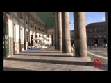 Napoli - Piazza del Plebiscito cade letteralmente a pezzi (22.01.13)
