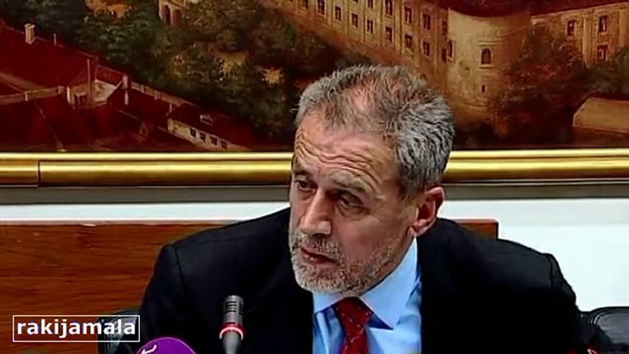 Milan Bandić i pahuuulje dječije glave, motke, batine, šerajzlini, šerha...?