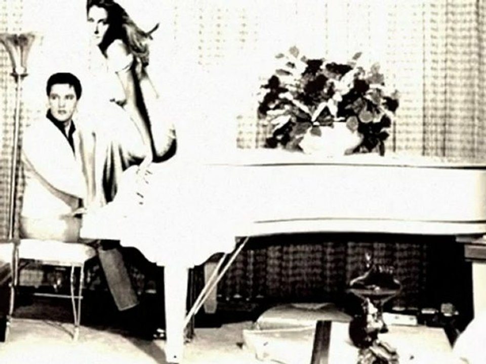 If I Can Dream - Celine Dion & Elvis Presley .