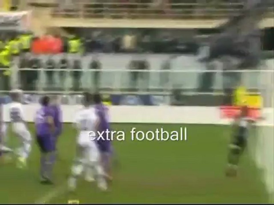 اول هدف لكافانى فى الدورى الايطالى 2007 والهدف رقم 100 له 2013