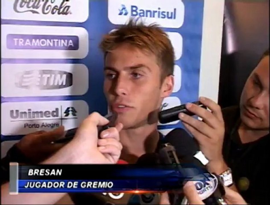 Así formarían LDU(Q) y Gremio para el partido de ida por el repechaje a Libertadores