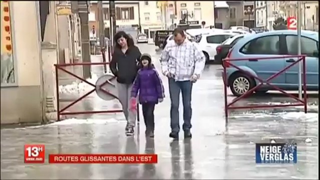 Croquinambourg - chute sur le journal 13h France 2 - drole marrant