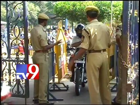 Educational institutions closed due to Telangana Bandh - Tv9