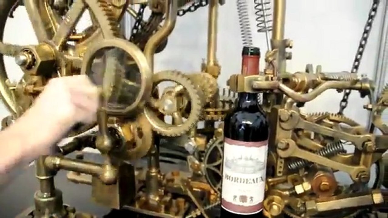 Le tire-bouchon le plus élaboré du monde…