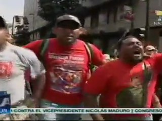 "Marea roja" reafirma solidaridad con Chávez