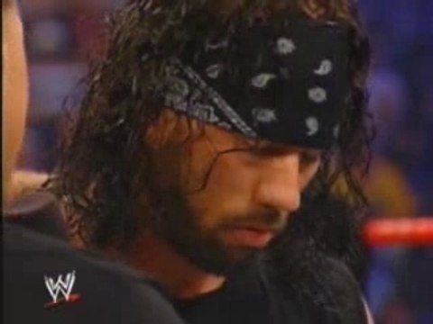 HBK Kicks Booker T out of the nWo