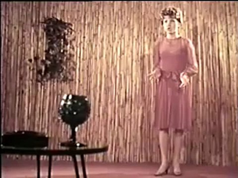 Liz Brady - Comme tu es jeune