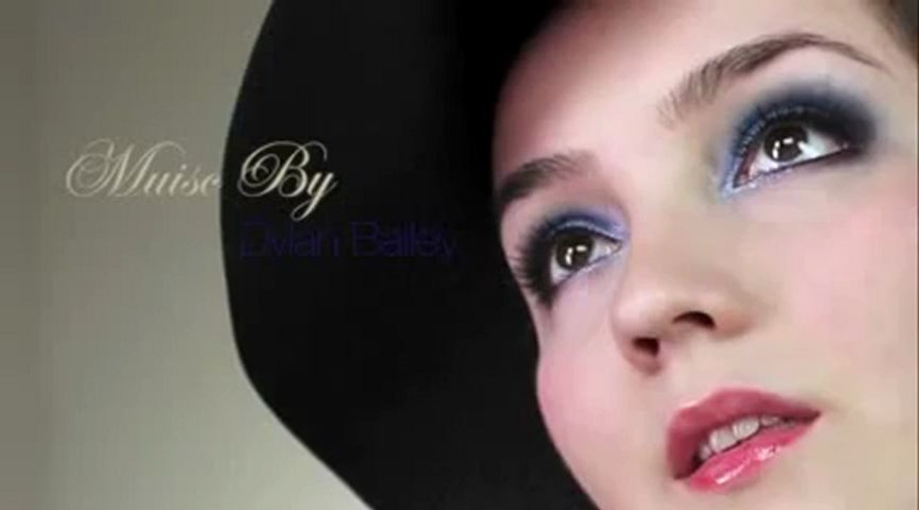 Smokey Eye Royal Blue 01 01 2013 www.asyadizi.com