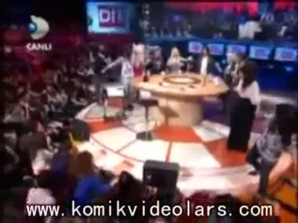 medya krali hepimiz cicisiz www.asyadizi.com