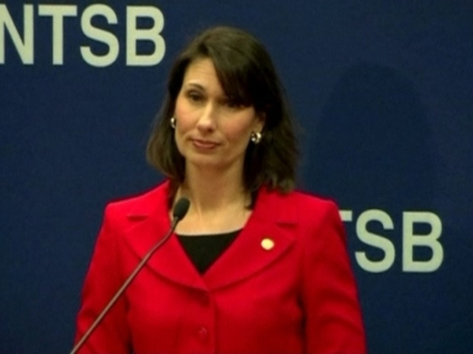 Investigators ponder Boeing 787 battery problems